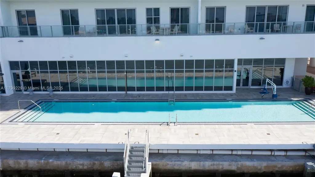 4010 S Ocean Drive Hollywood FL 33019