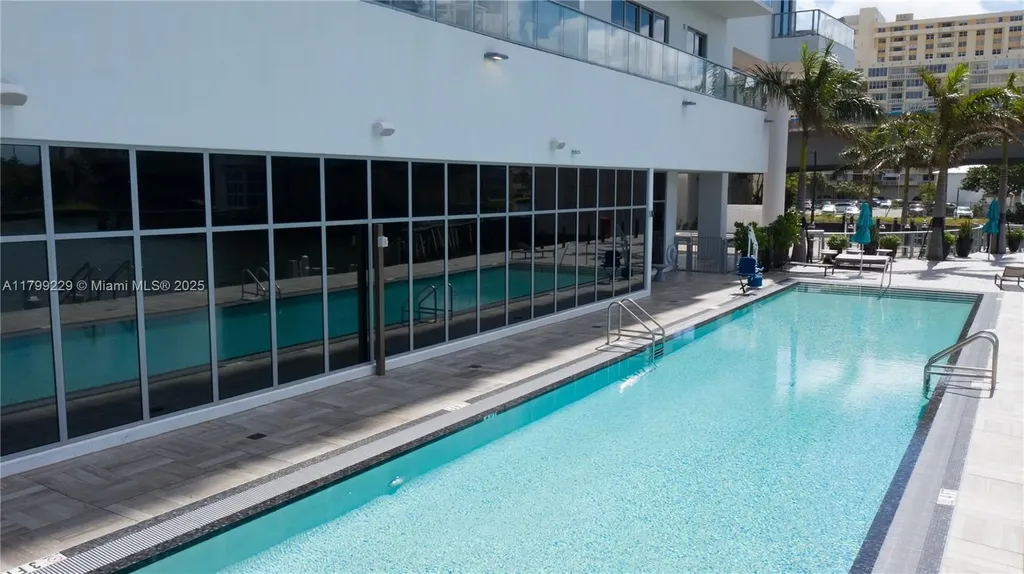 4010 S Ocean Drive Hollywood FL 33019