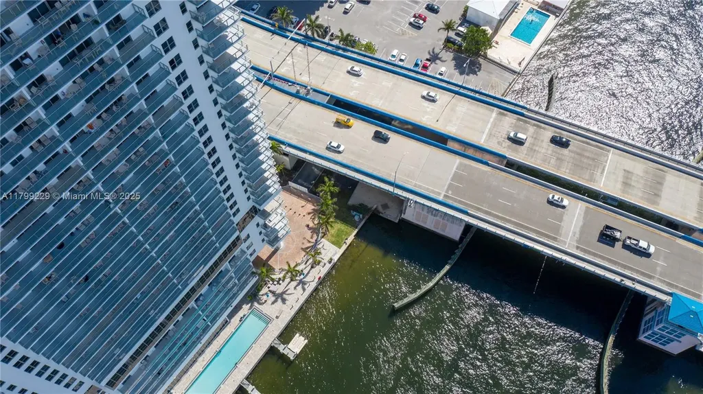 4010 S Ocean Drive Hollywood FL 33019