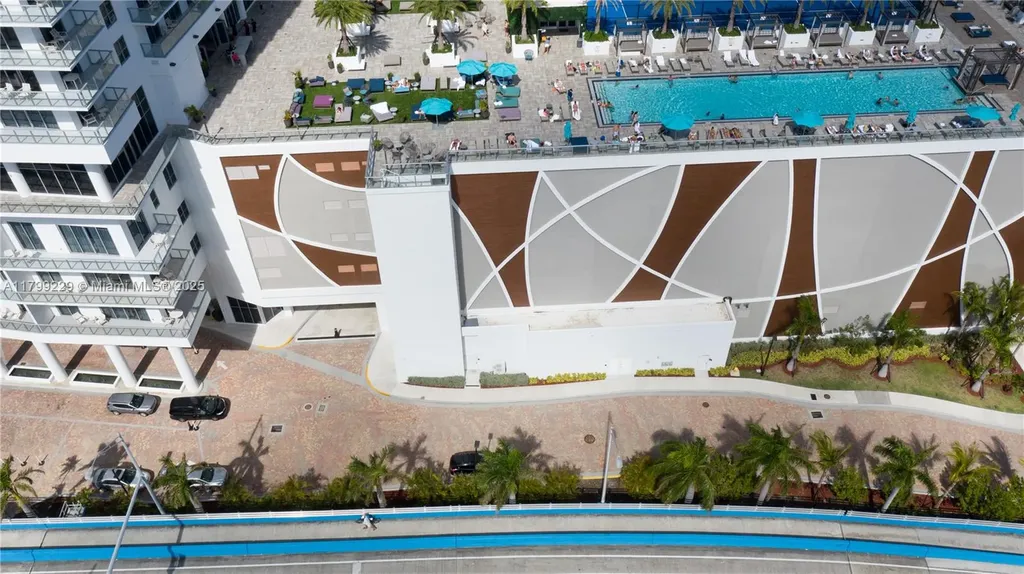 4010 S Ocean Drive Hollywood FL 33019