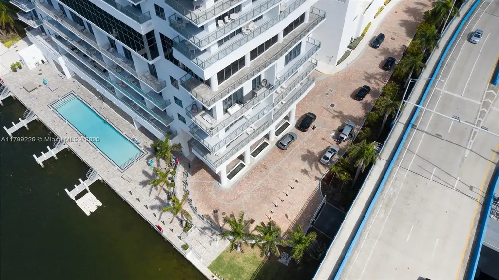 4010 S Ocean Drive Hollywood FL 33019