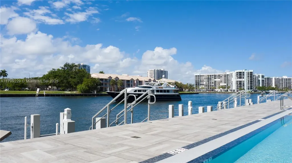 4010 S Ocean Drive Hollywood FL 33019