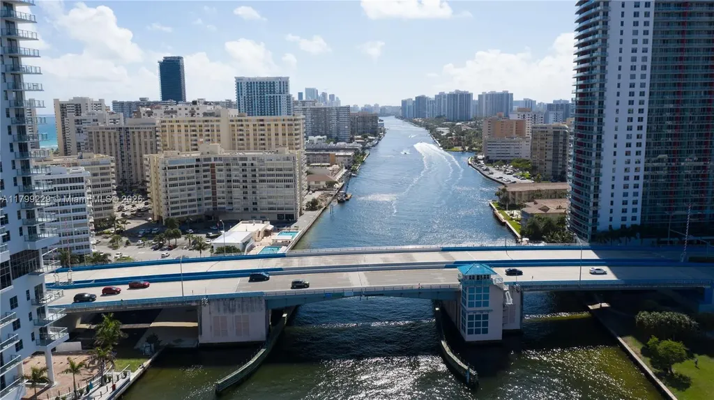 4010 S Ocean Drive Hollywood FL 33019