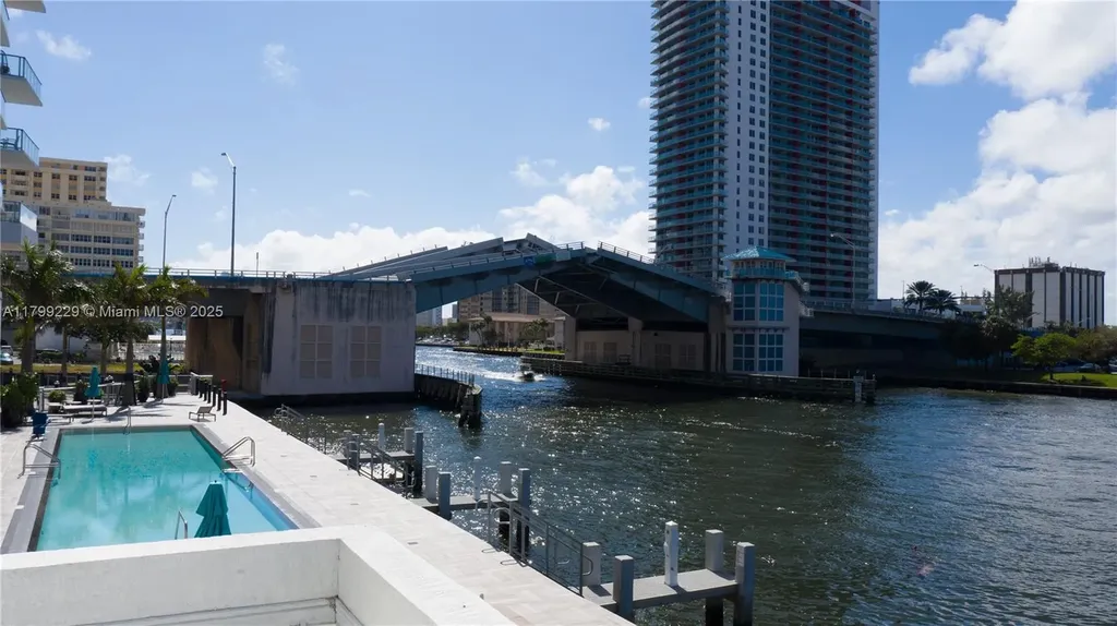 4010 S Ocean Drive Hollywood FL 33019
