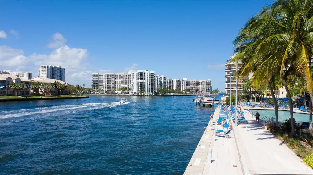 4010 S Ocean Drive Hollywood FL 33019