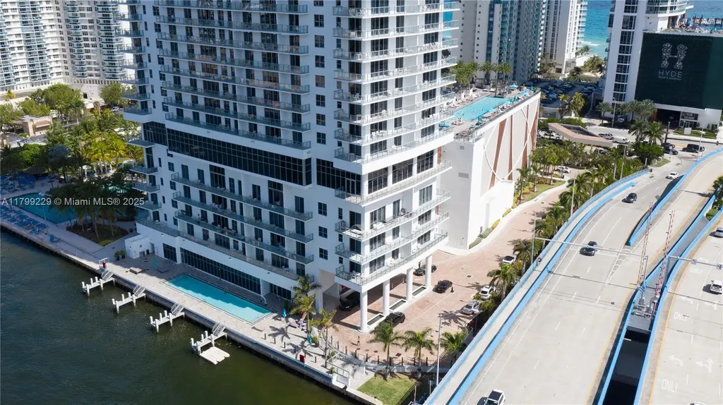 4010 S Ocean Drive Hollywood FL 33019