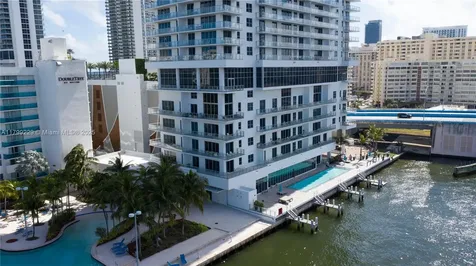 4010 S Ocean Drive Hollywood FL 33019
