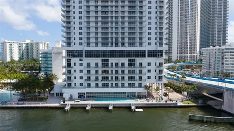 4010 S Ocean Drive Hollywood FL 33019