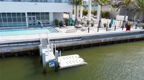 4010 S Ocean Drive Hollywood FL 33019