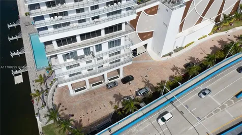 4010 S Ocean Drive Hollywood FL 33019