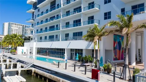 4010 S Ocean Drive Hollywood FL 33019