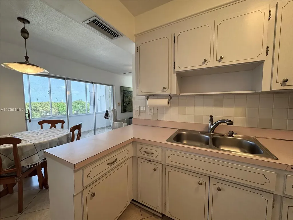 1700 Pierce Street Hollywood FL 33020