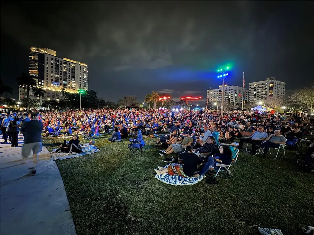 1700 Pierce Street Hollywood FL 33020