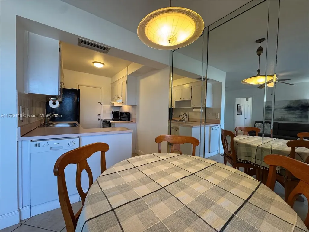 1700 Pierce Street Hollywood FL 33020