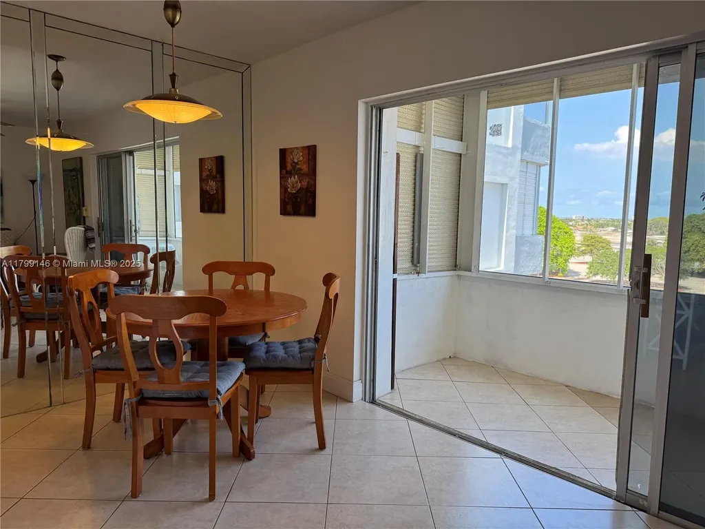 1700 Pierce Street Hollywood FL 33020