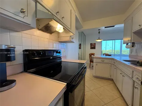 1700 Pierce Street Hollywood FL 33020