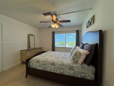1700 Pierce Street Hollywood FL 33020