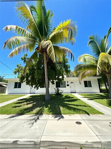 16204 NE 18th Court North Miami Beach FL 33162