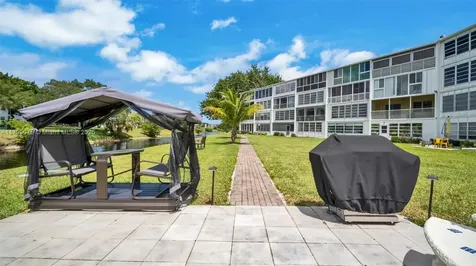 3087 Newport S Deerfield Beach FL 33442