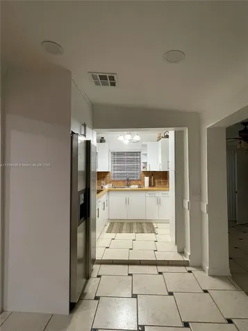 63 NW 51st Avenue Miami FL 33126