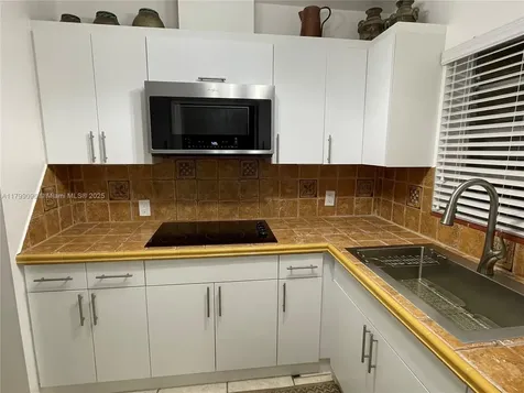 63 NW 51st Avenue Miami FL 33126