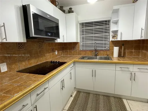 63 NW 51st Avenue Miami FL 33126