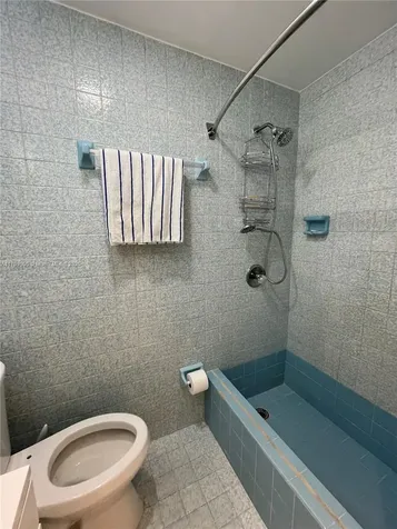 63 NW 51st Avenue Miami FL 33126