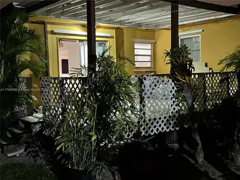 63 NW 51st Avenue Miami FL 33126