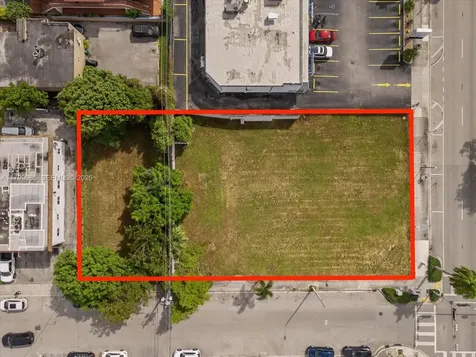 471 & 719 SW 8th Street & 5th Avenue Miami FL 33130