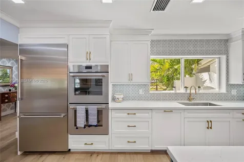 725 Vilabella Avenue Coral Gables FL 33146
