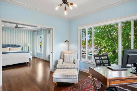725 Vilabella Avenue Coral Gables FL 33146
