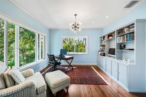 725 Vilabella Avenue Coral Gables FL 33146