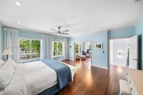 725 Vilabella Avenue Coral Gables FL 33146