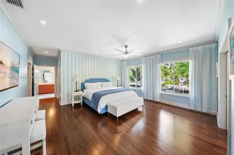 725 Vilabella Avenue Coral Gables FL 33146