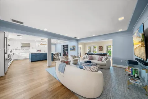 725 Vilabella Avenue Coral Gables FL 33146