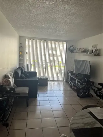 8145 NW 7th Street Miami FL 33126