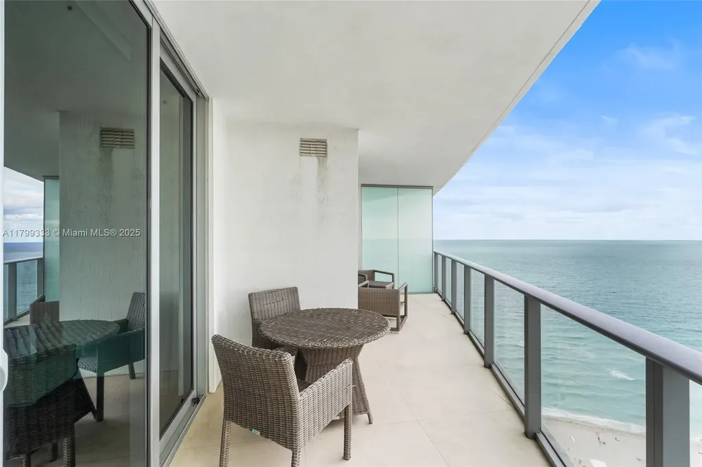 4111 S Ocean Drive Hollywood FL 33019
