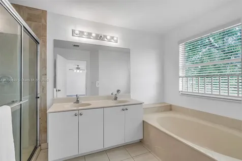 4287 SW 130th Avenue Miramar FL 33027