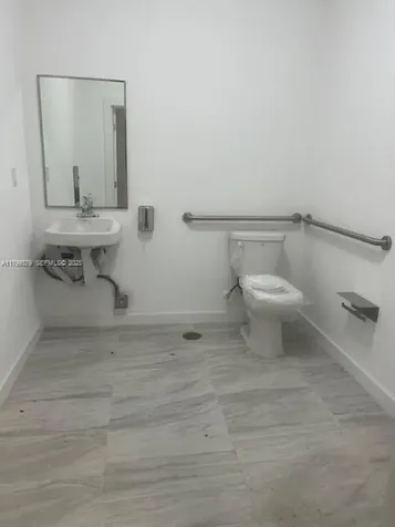 1695 NW 110th Avenue Sweetwater FL 33172