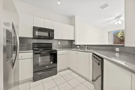 2523 SE 14th Court Homestead FL 33035