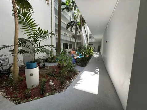 9700 E Bay Harbor Drive Bay Harbor Islands FL 33154