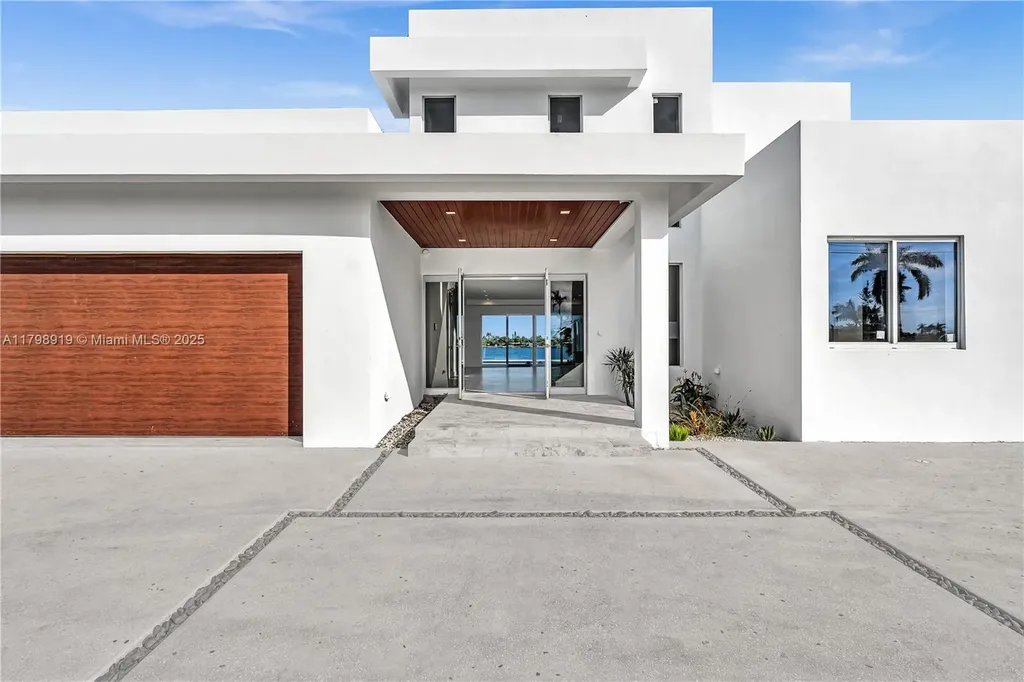 10755 SW 52nd Terrace Miami FL 33165