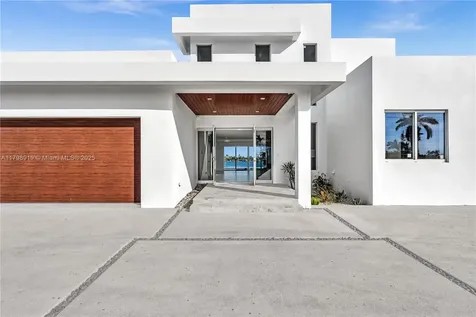 10755 SW 52nd Terrace Miami FL 33165