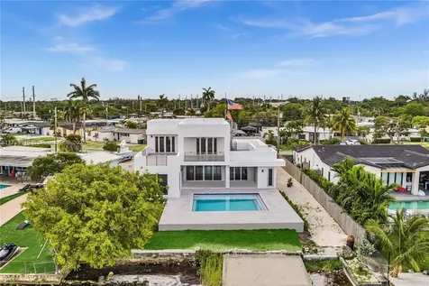 10755 SW 52nd Terrace Miami FL 33165