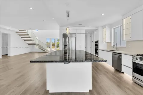10755 SW 52nd Terrace Miami FL 33165