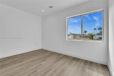 10755 SW 52nd Terrace Miami FL 33165