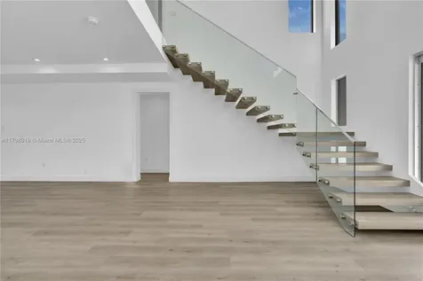 10755 SW 52nd Terrace Miami FL 33165