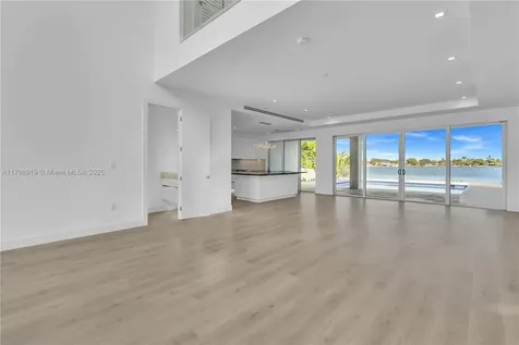 10755 SW 52nd Terrace Miami FL 33165