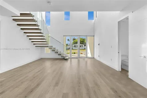 10755 SW 52nd Terrace Miami FL 33165