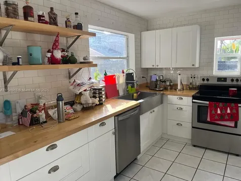 9953 SW 154th Court Miami FL 33196